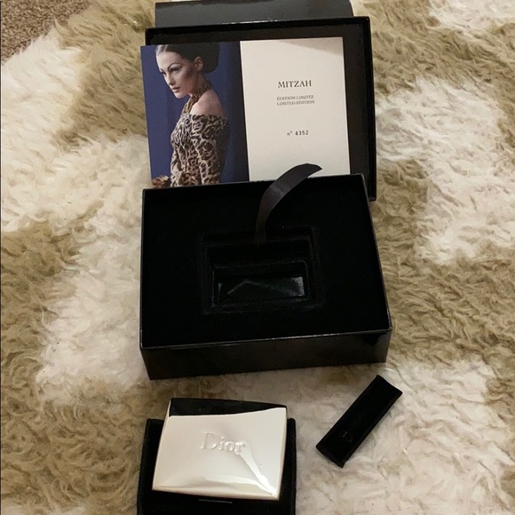 Dior 2011 Limited Edition Mitzah Shadow Palette - Picture 2 of 8